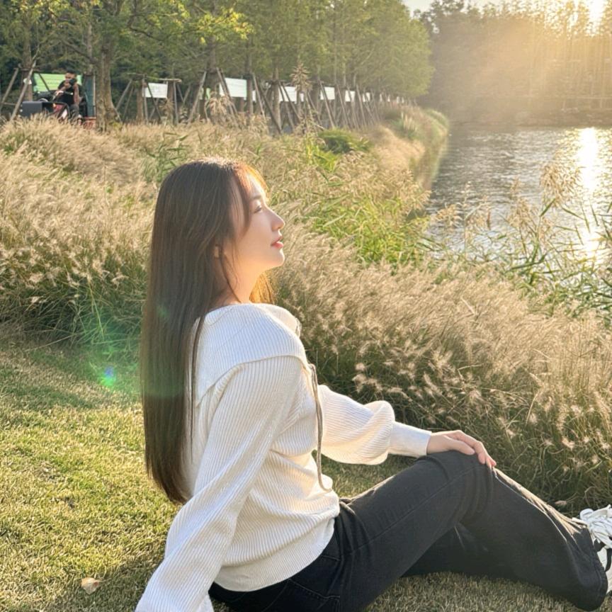 ℡是小余吖！