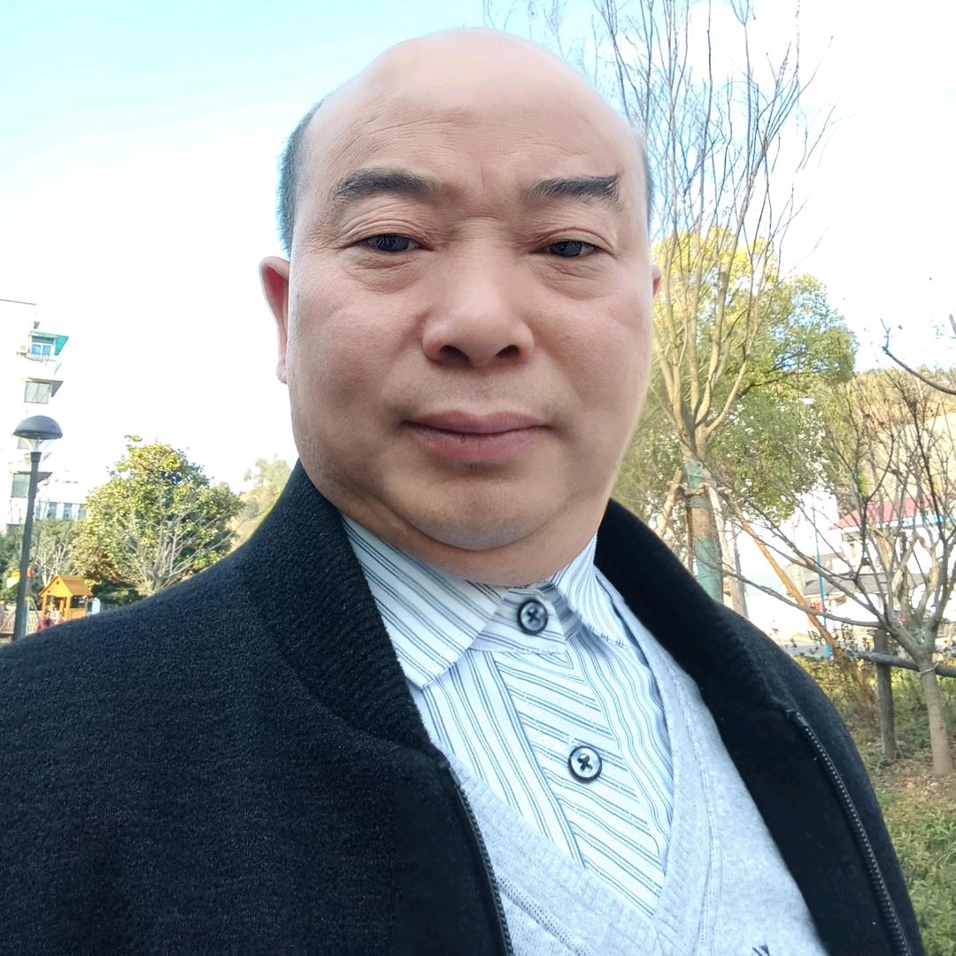 谭磊