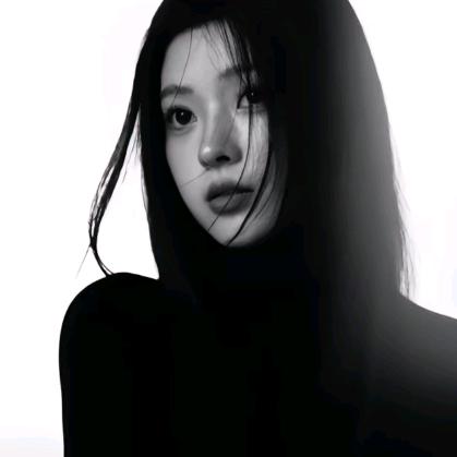 维多利亚·ZS婚纱轻奢馆 玲梅