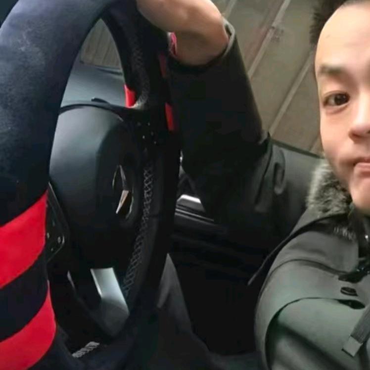 熬光打超人