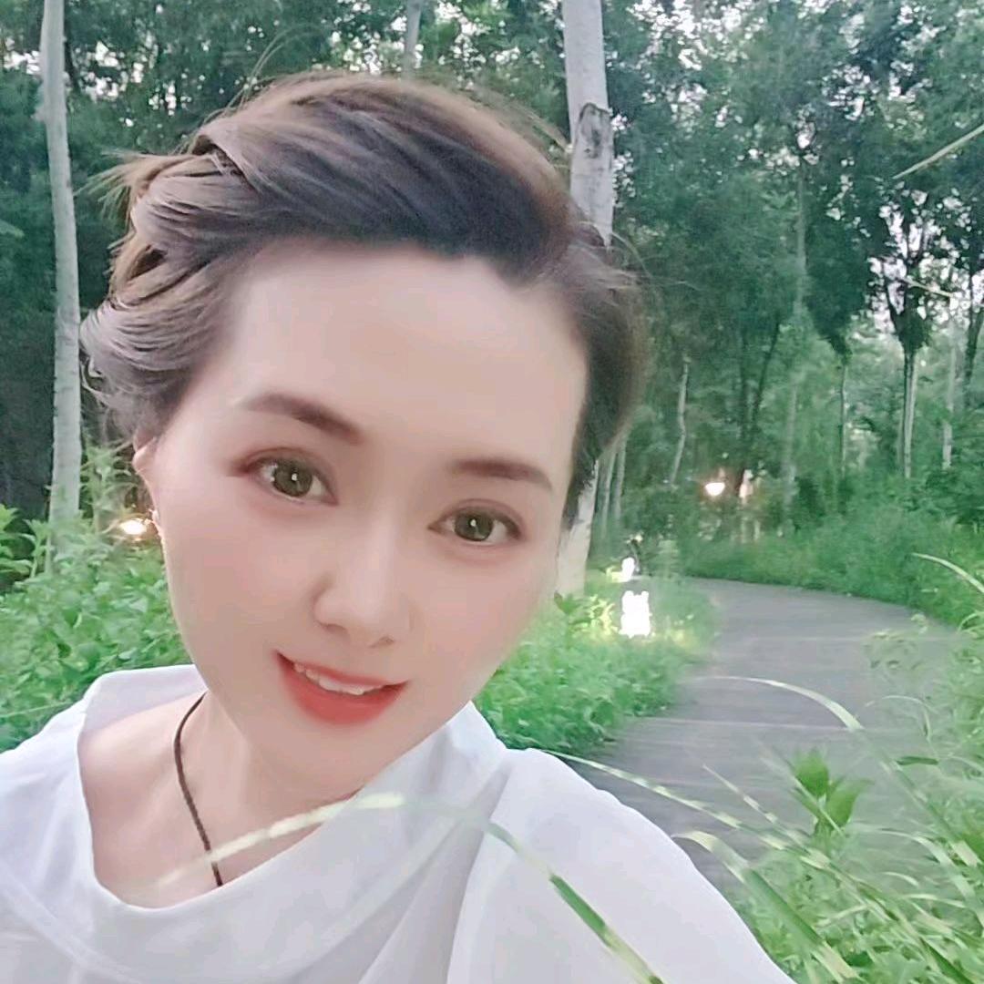森淼(母婴护理师)