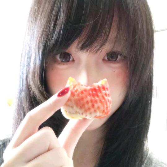 脸一点都不圆🤥