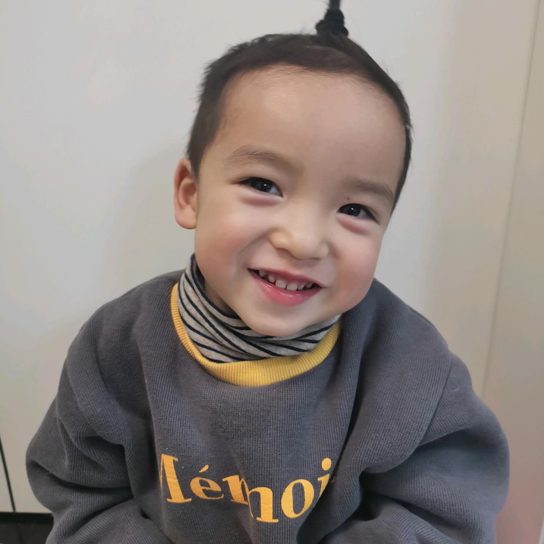大脸阿晴