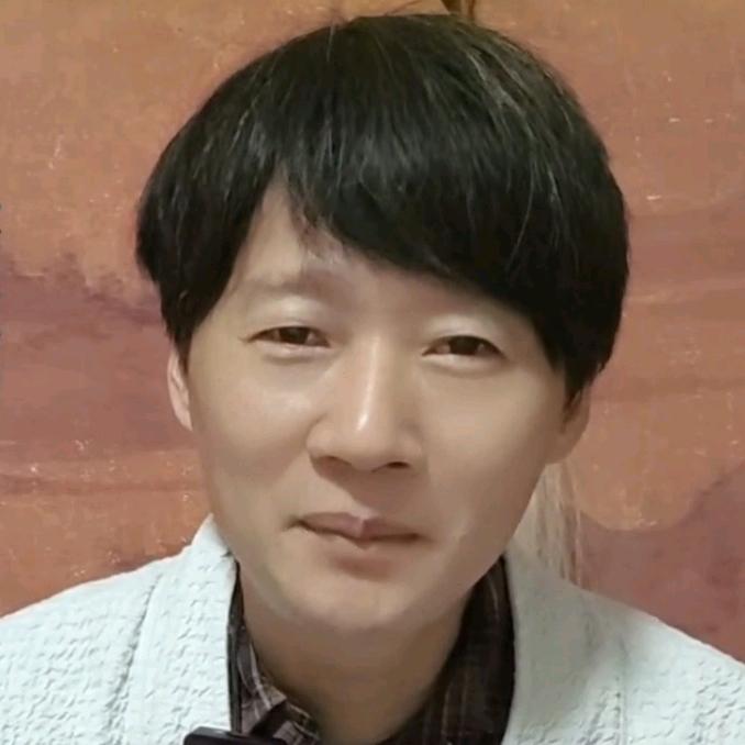 微闾清清月