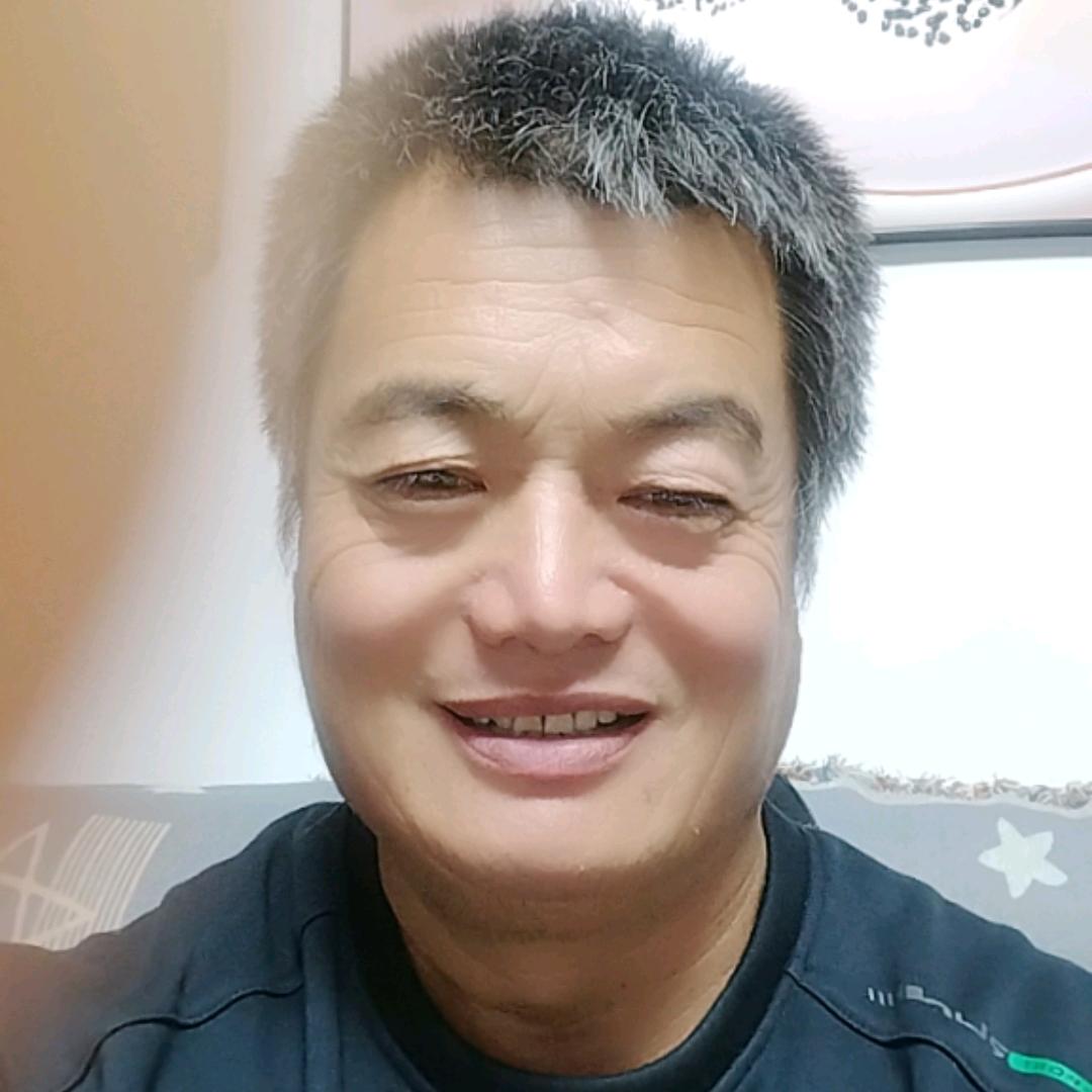 白发老头
