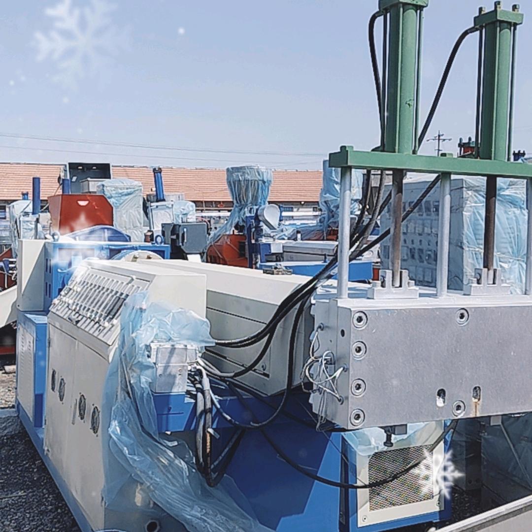 二手塑机-侯跑跑