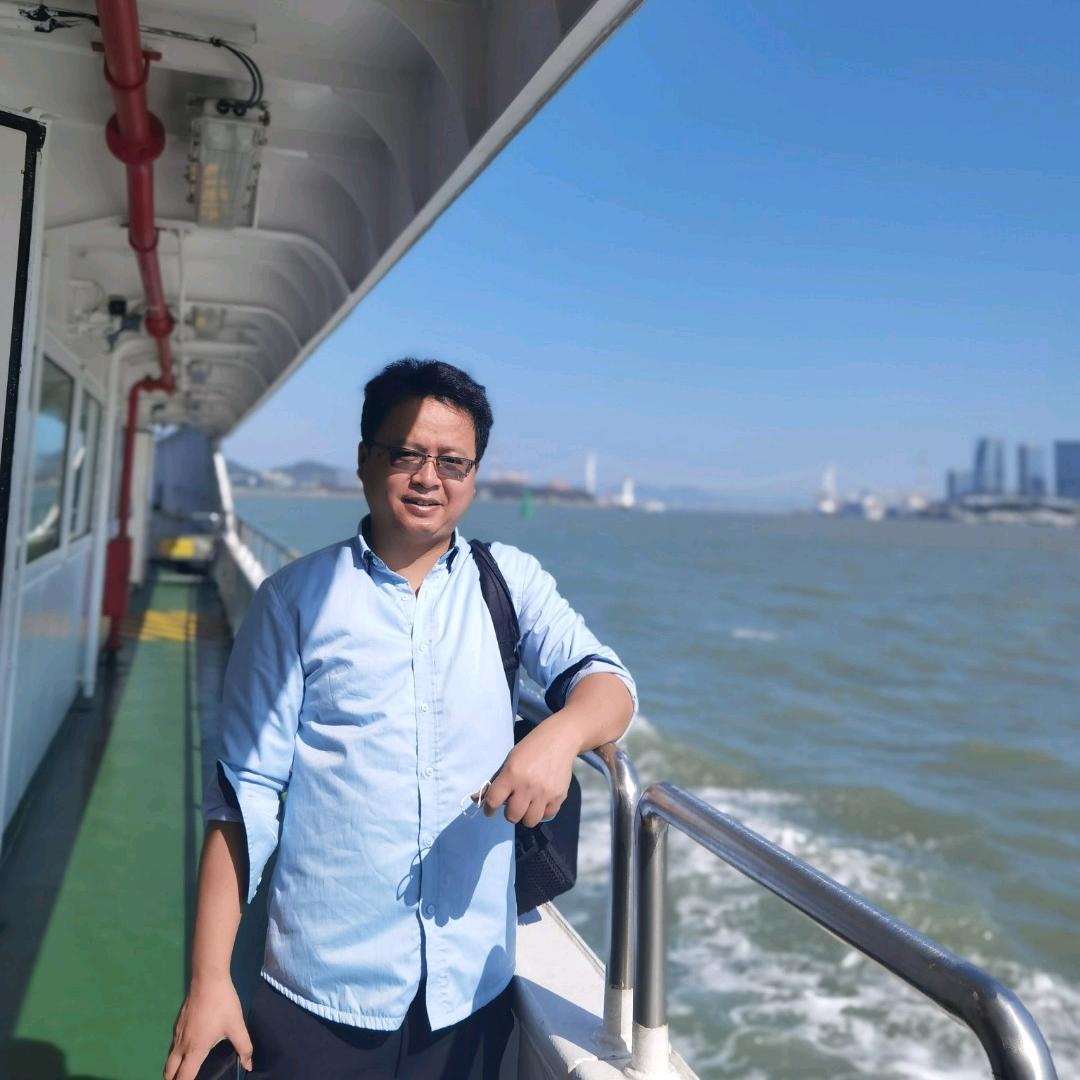 成中医成教纪老师
