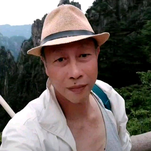 阿康