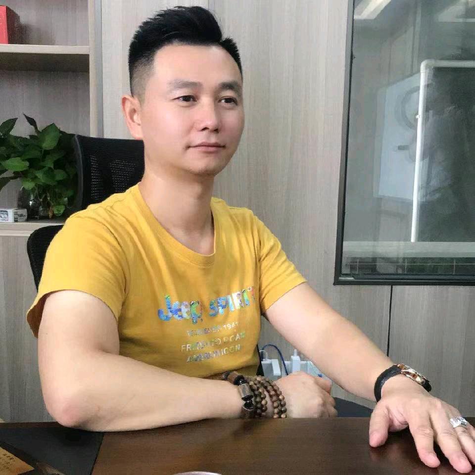 刘飞羽