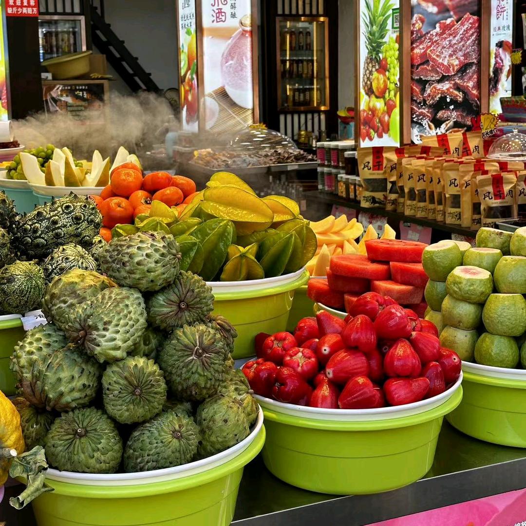 爱吃零食的霞姐