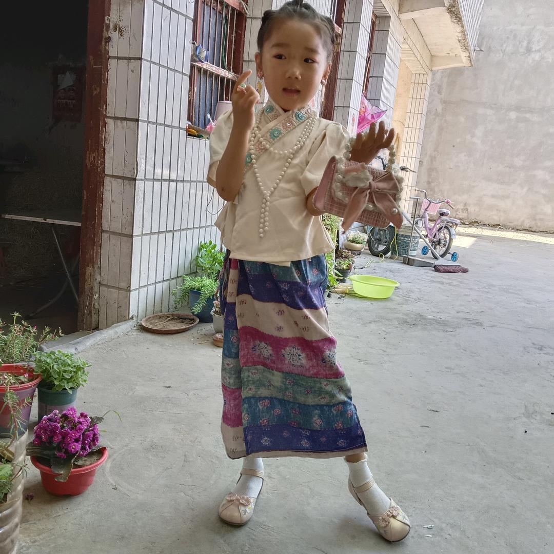 开心你就笑一笑