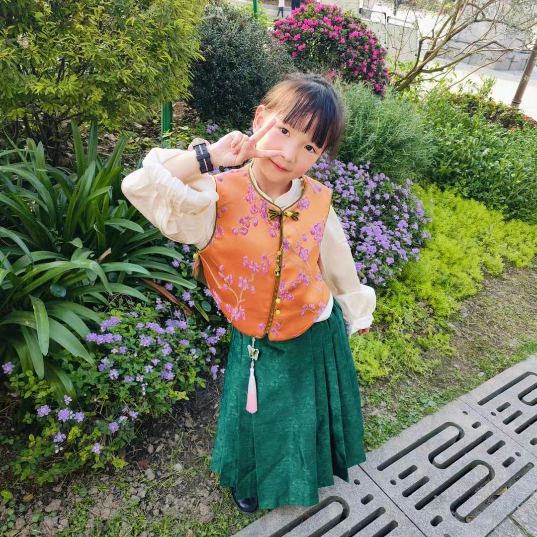 贾均
