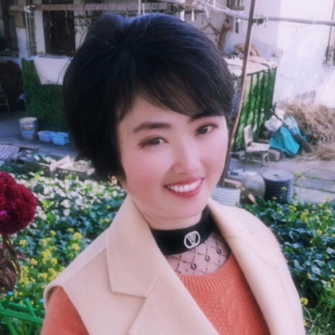 张梅珍橱窗