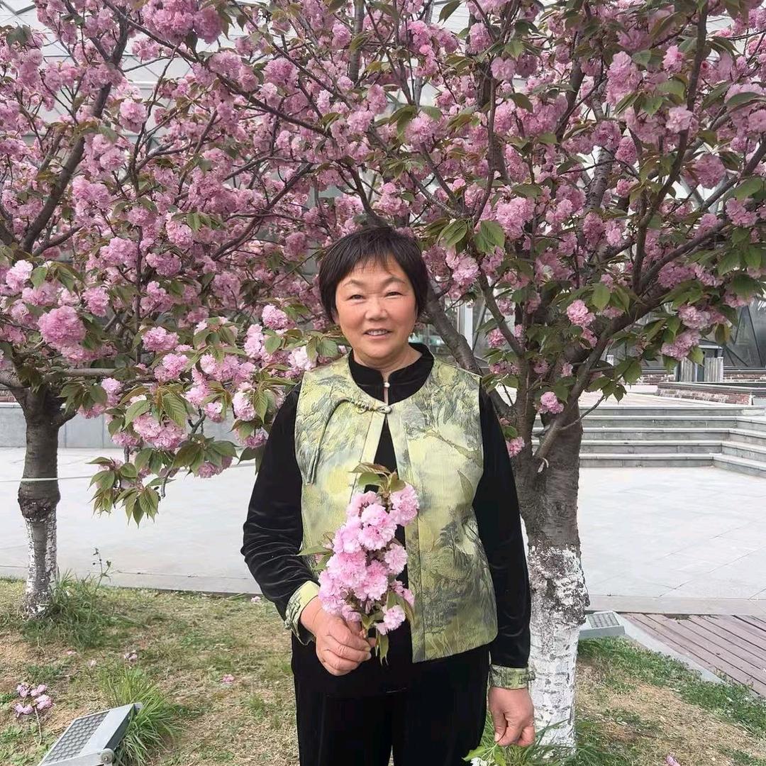 明素英
