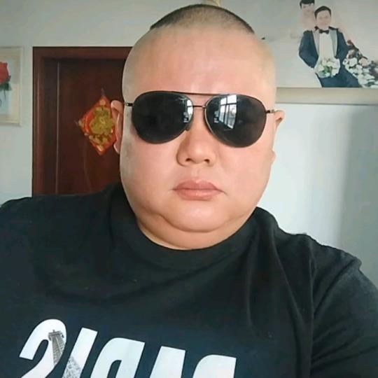 三，哥