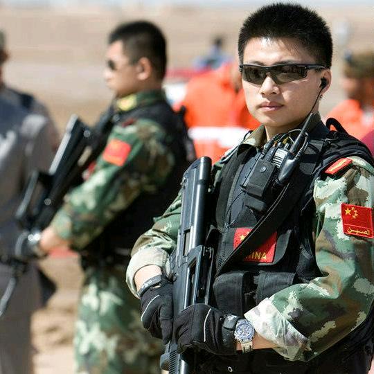 搬砖赚钱建后宫