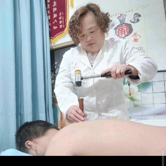 梁氏按摩店