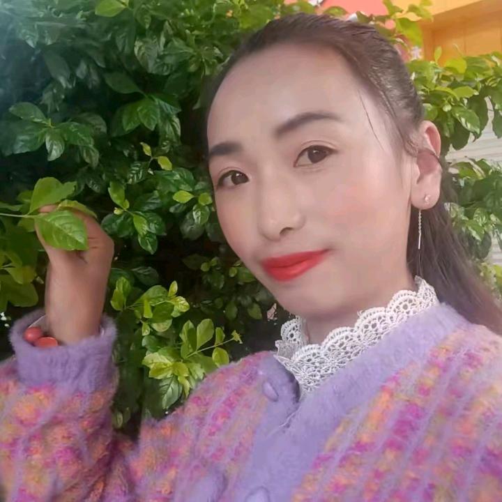 小露露🌸