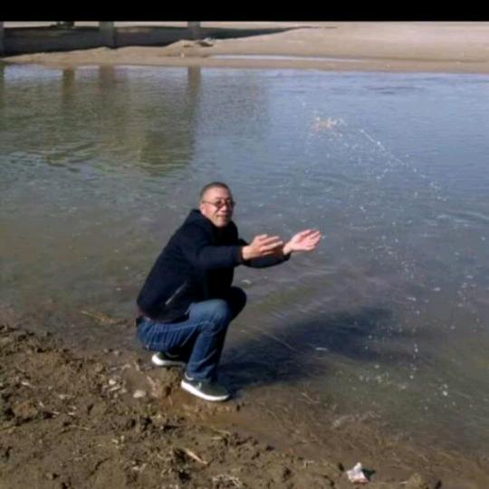 爱到深处不流泪