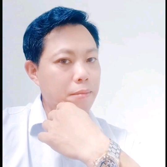 李华