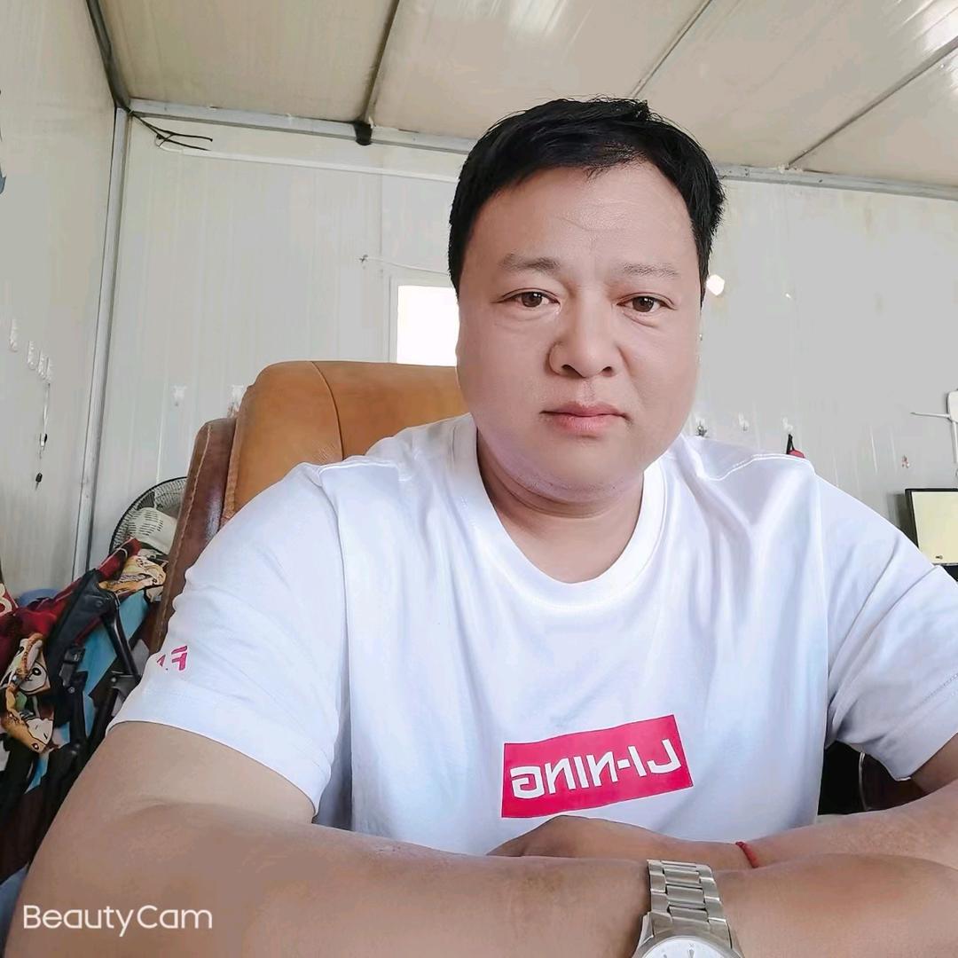 龙兴驾校吴教练