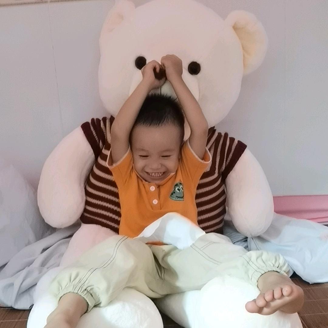 🐭谭🌟何容易🐷