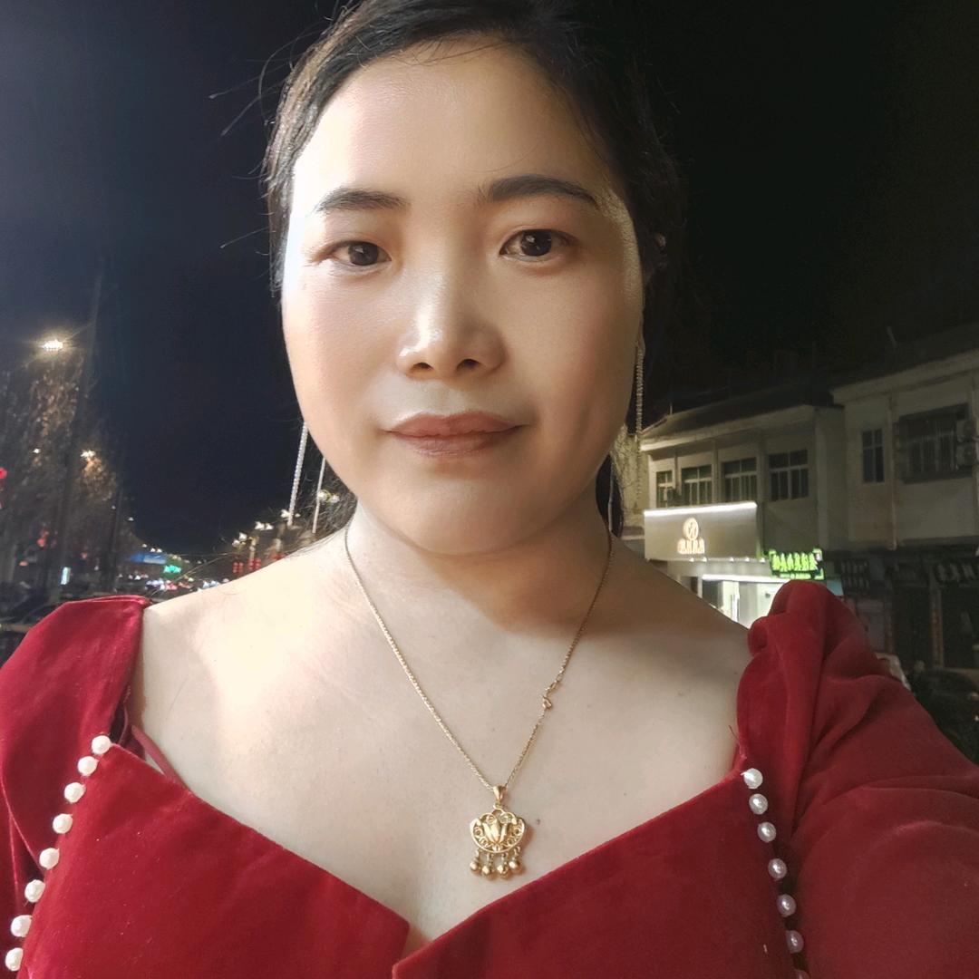 燕子飞（好物在橱窗）
