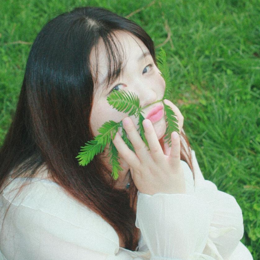 苏小小爱唱歌🎶🎤