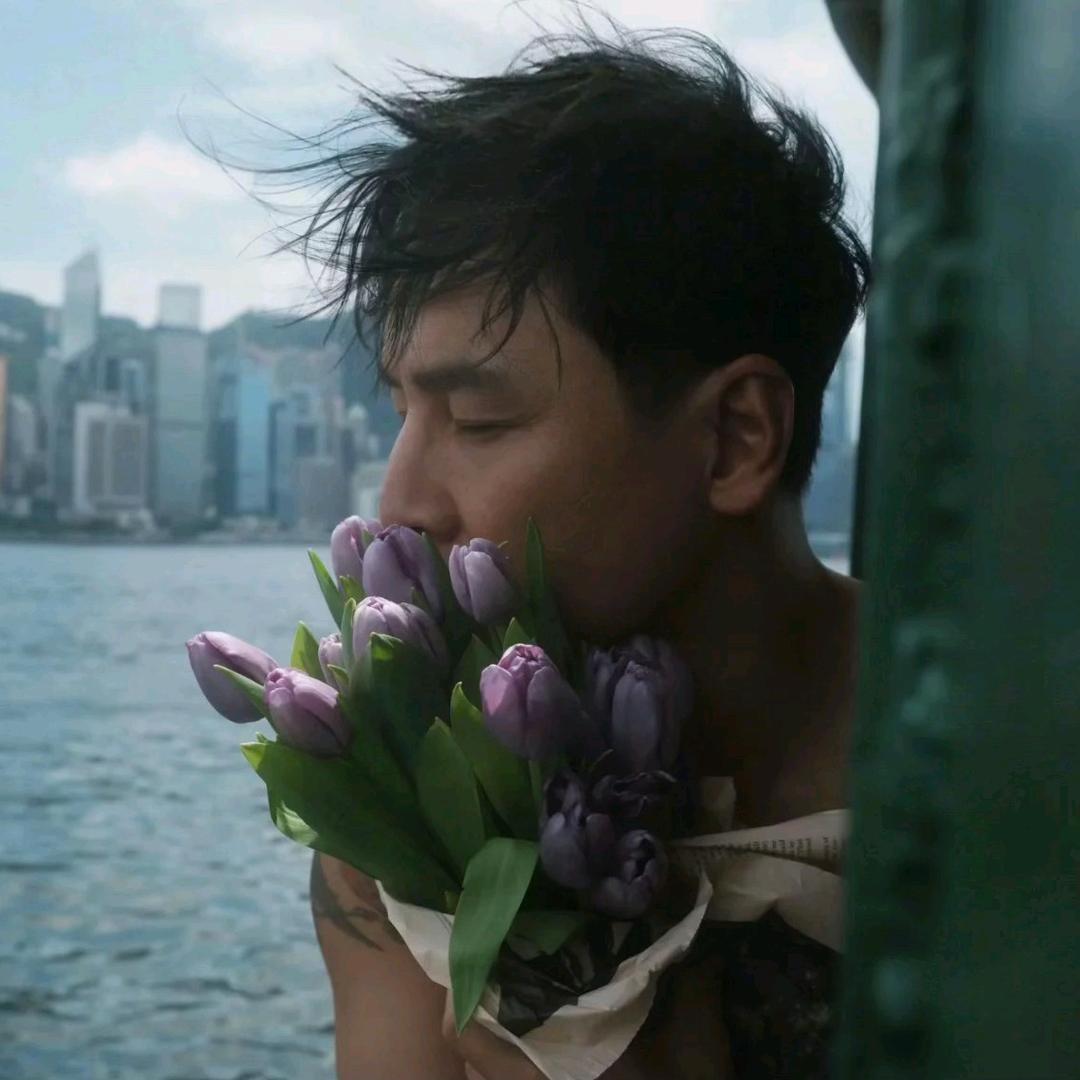 莫浮