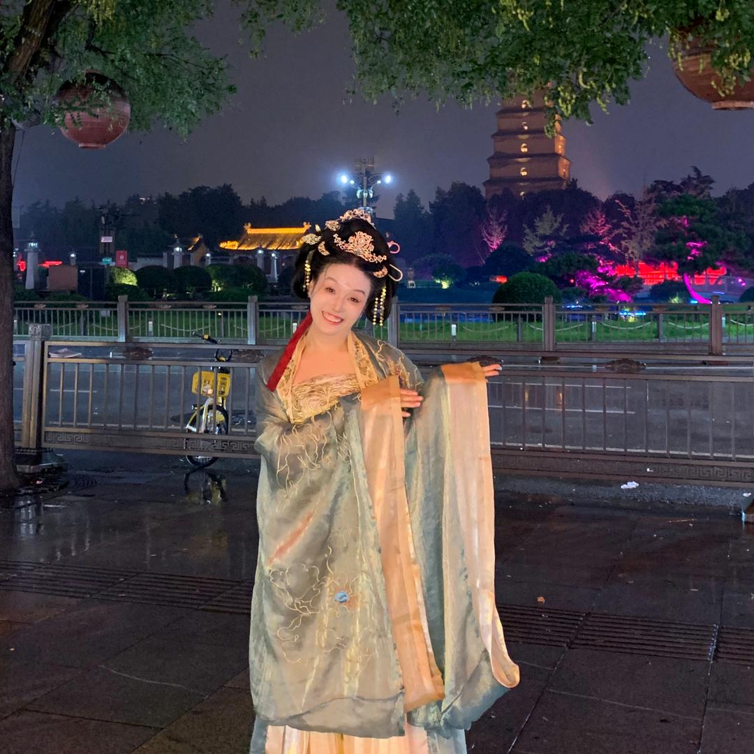 令狐