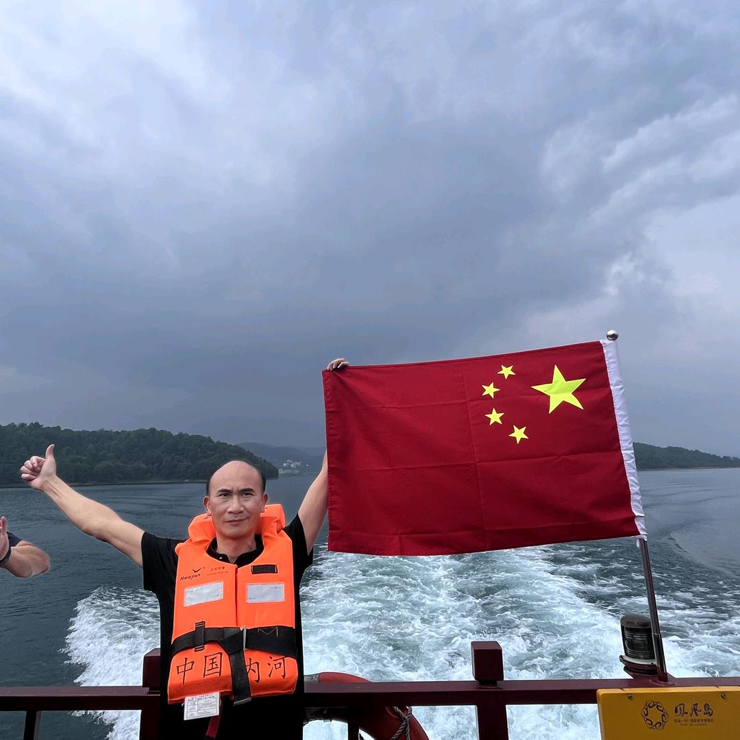 刘海歌🎤
