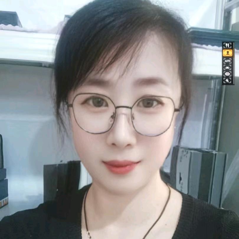 山东斯德堡系统门窗厂小董