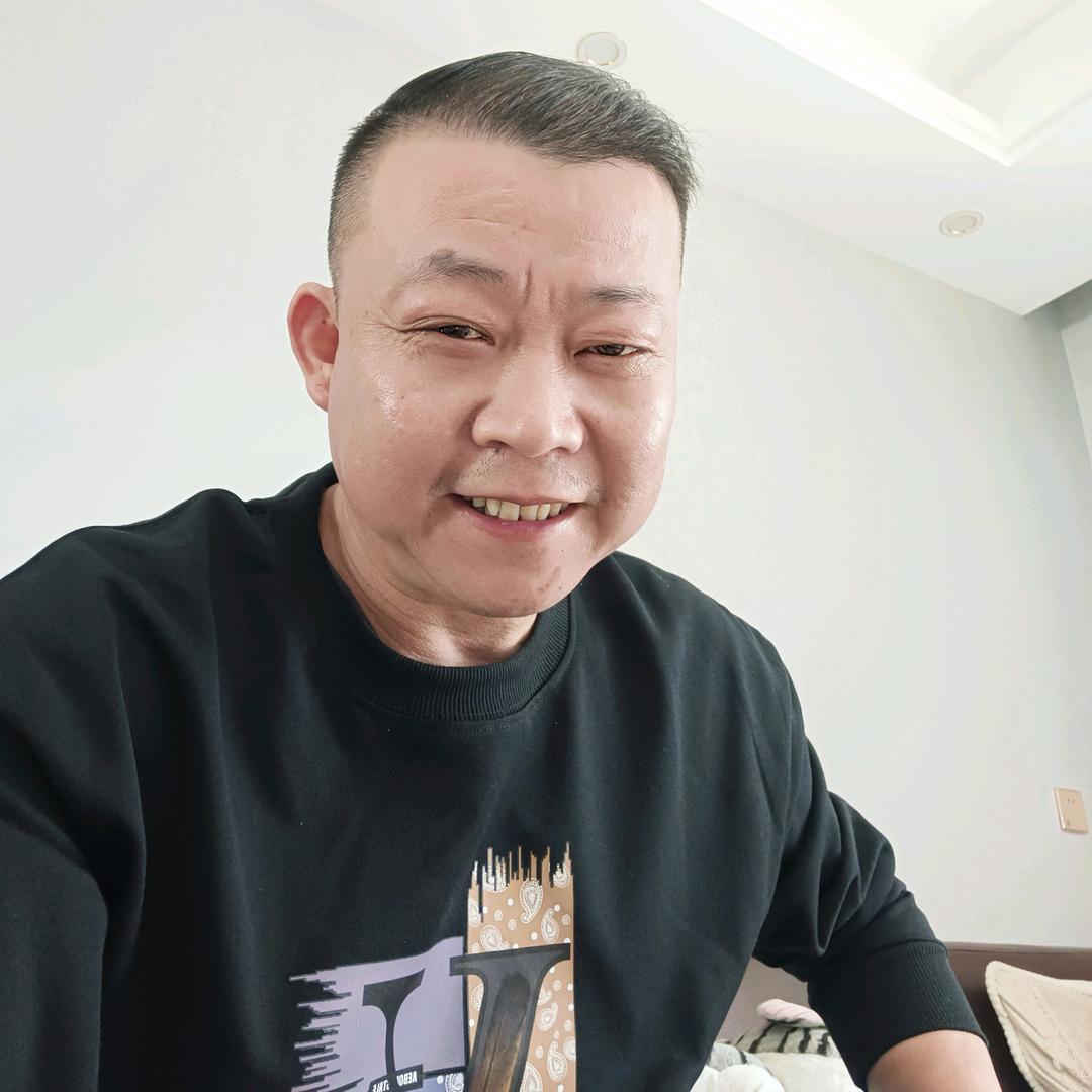 大松果(宁国三哥自媒体运营)