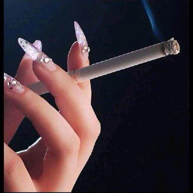 英子