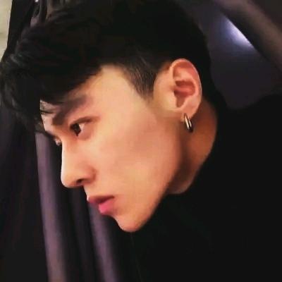 耀东方
