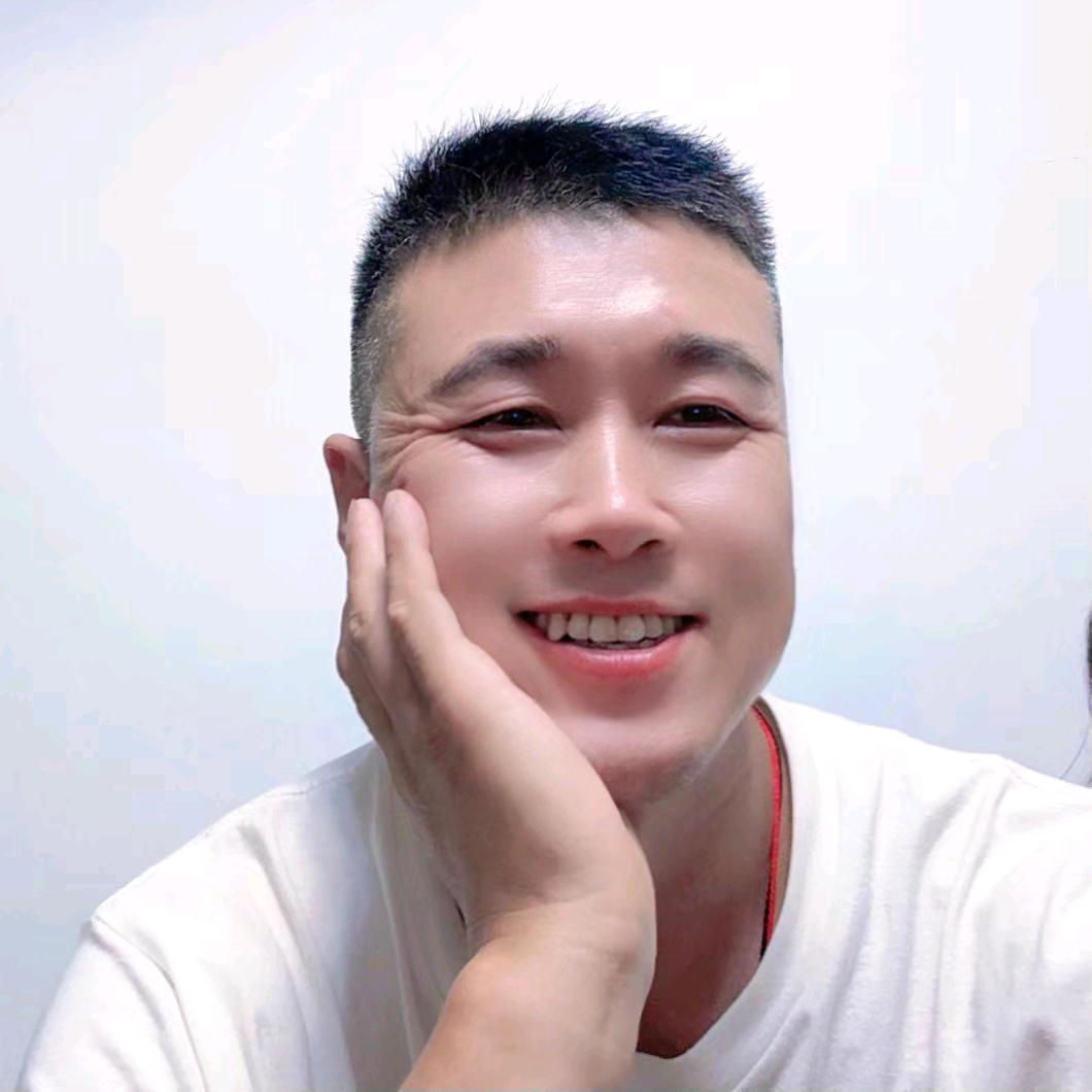 在北京，打拼，得八零后