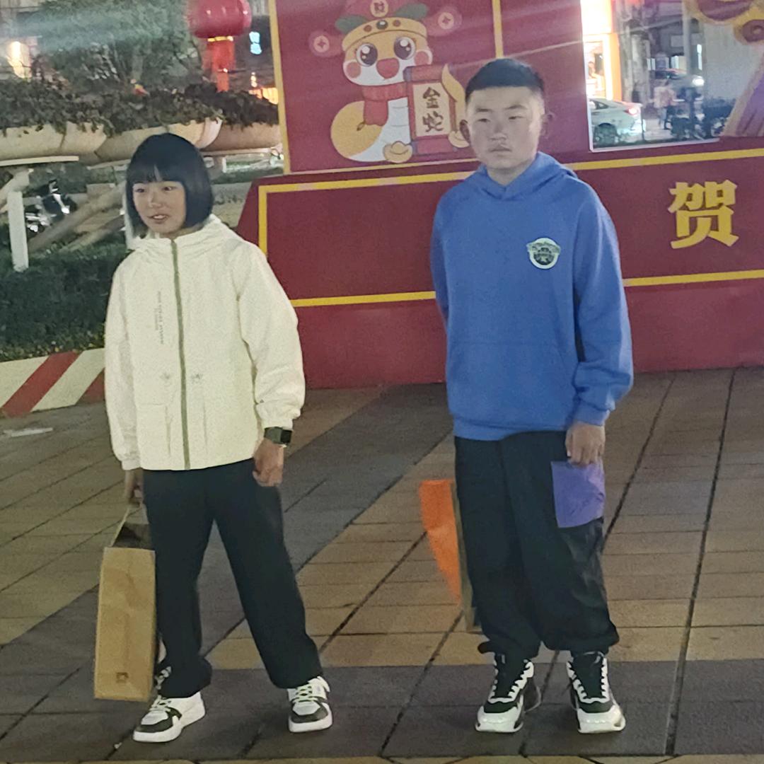 小友哥