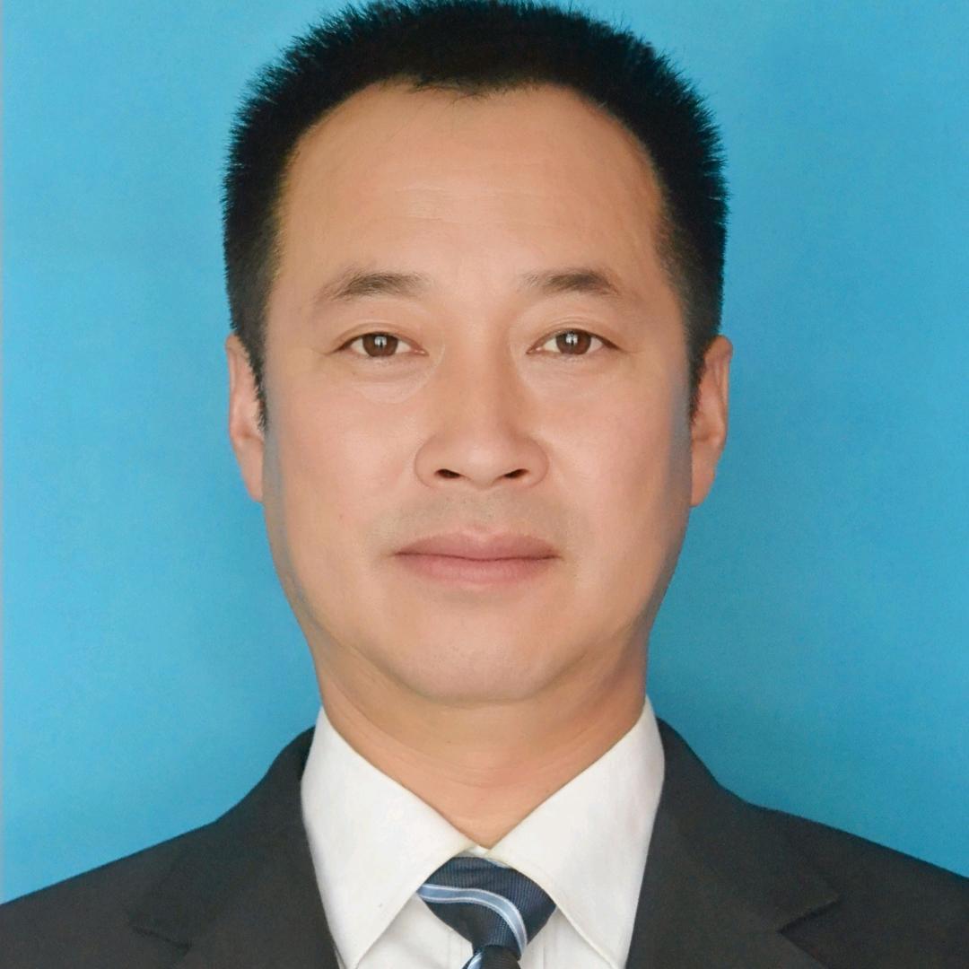 钓北村书记张锋