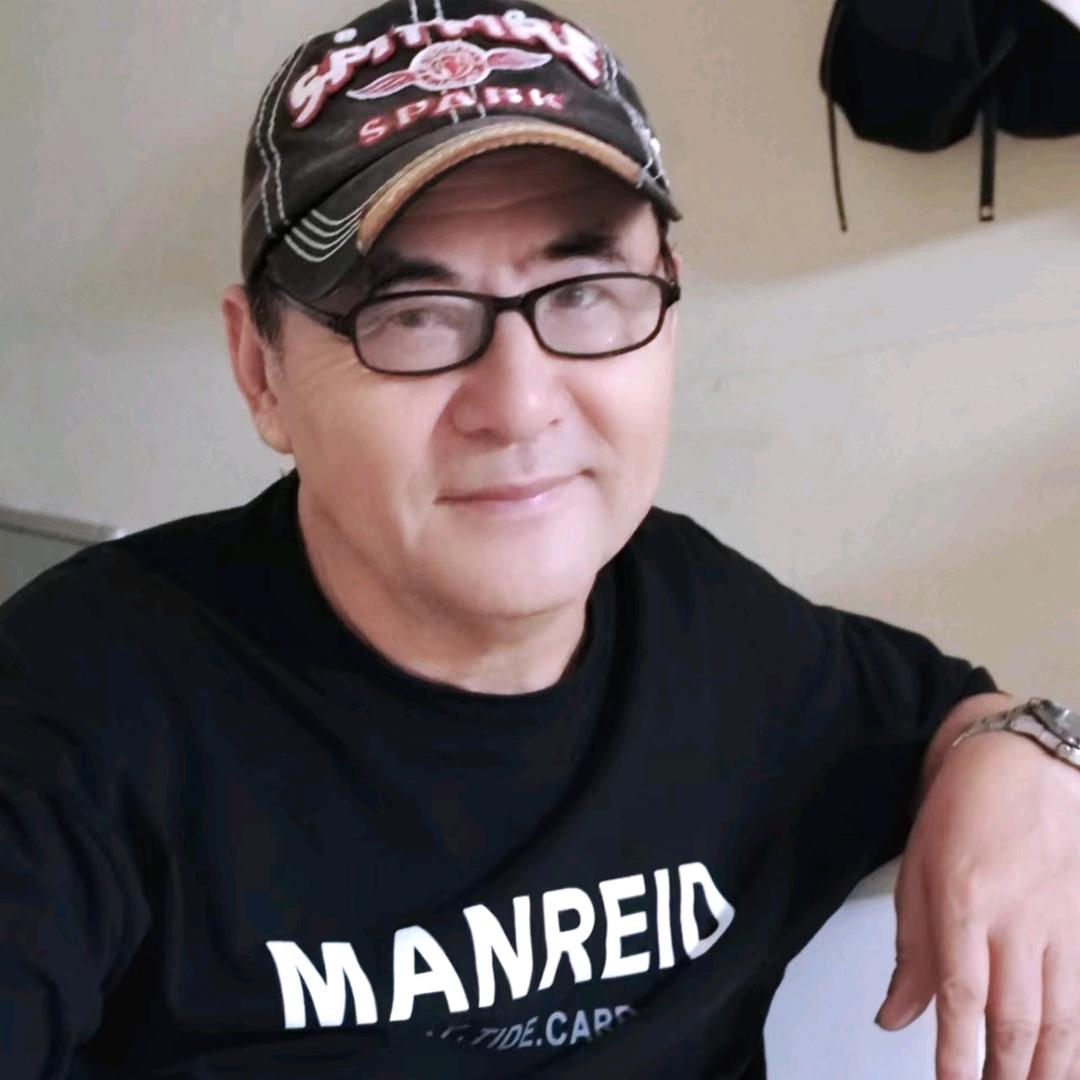 深圳开心果。