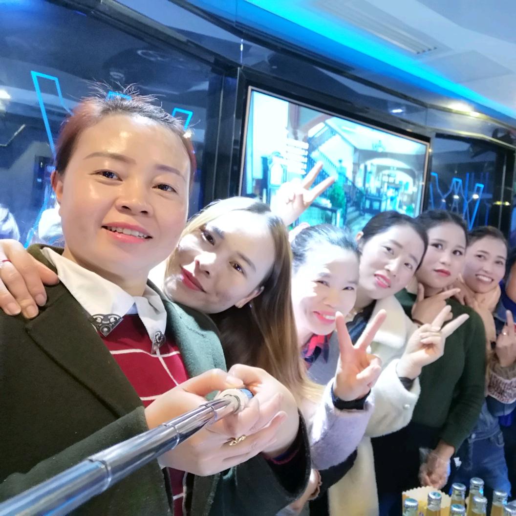 若不坚强，软弱给谁看