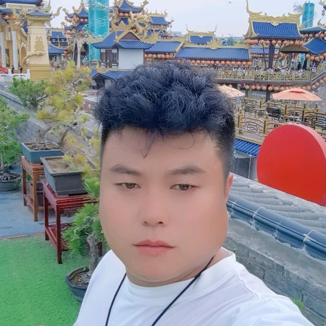 开心快乐。就好。