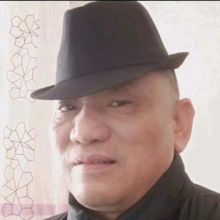 李哥上午12点直播唱歌不分时间直播