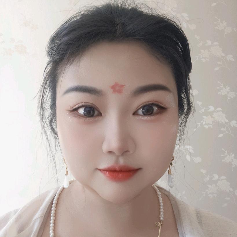 李胡鑫艺🌸非遗高级技艺传承师