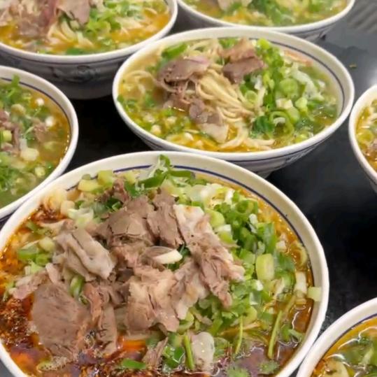 平谷郏县正宗高汤牛羊肉饸饹面