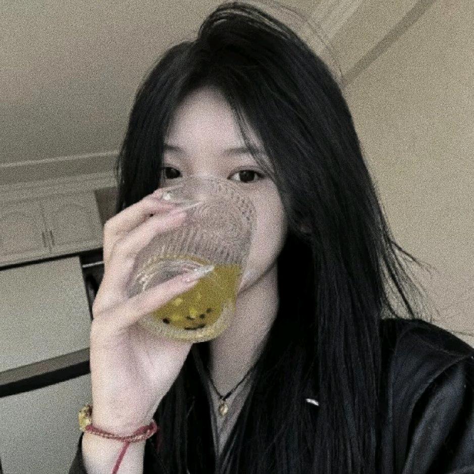 𐂂一口⁵个汤圆.