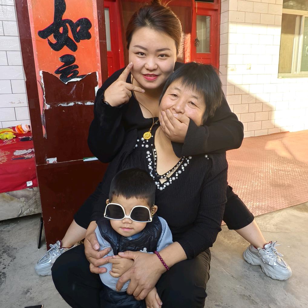 武威俏婆媳（燕大头）