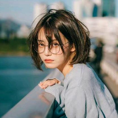 小莲.