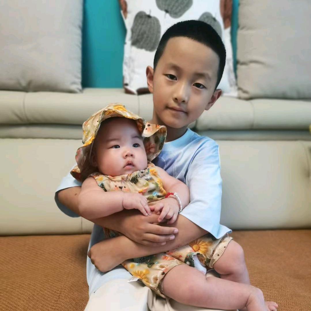 豪哥，榆妹的奶奶