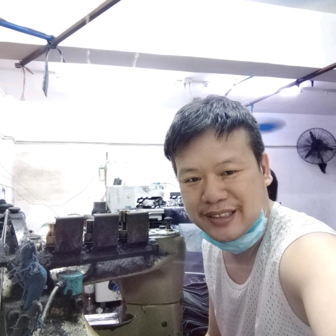 小刚（做牛仔）