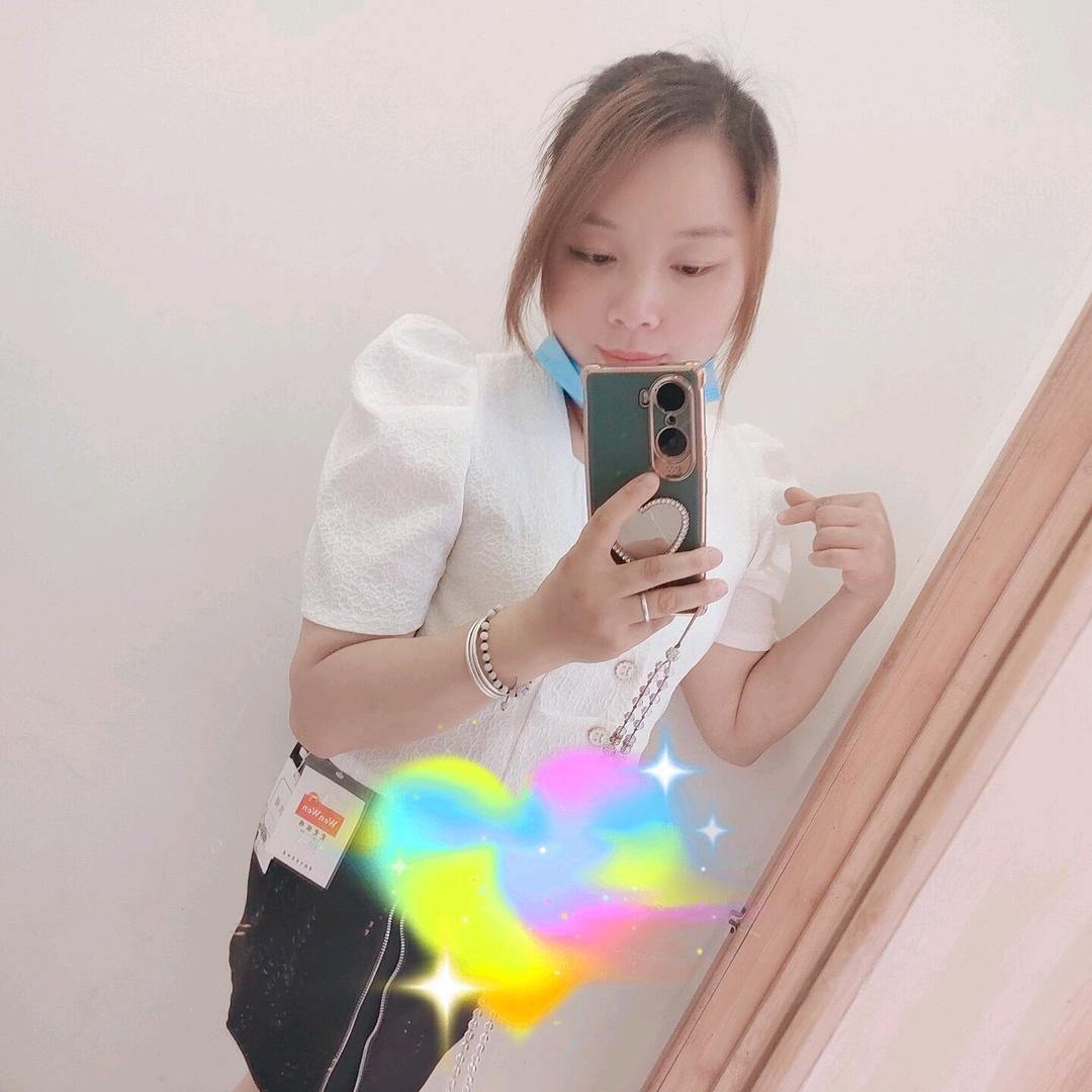 🌸🌸小小莫(*^ω^*)🌺🌺